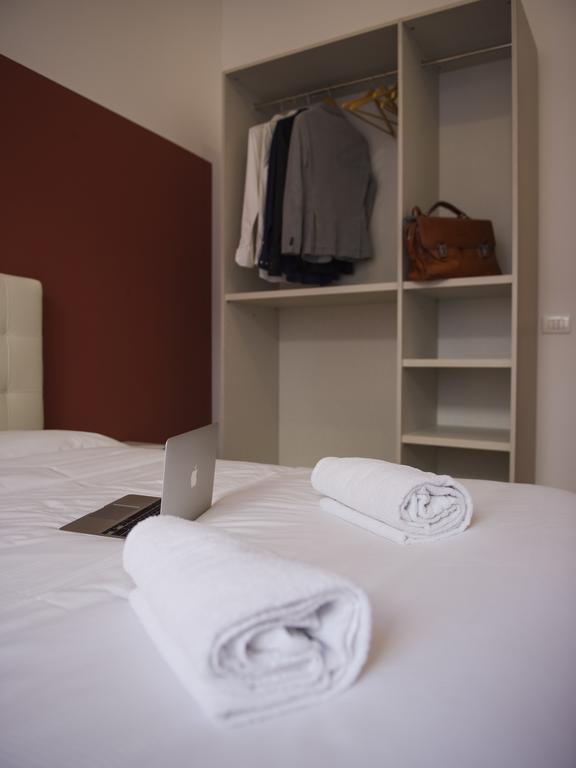 Italianflat - Rentroom Old Town - 200Mt To Arena เวโรนา ภายนอก รูปภาพ